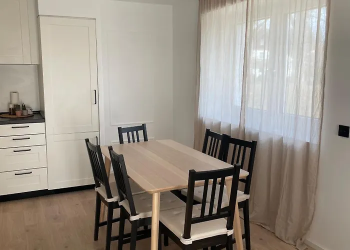 Appartement Roemer Und *